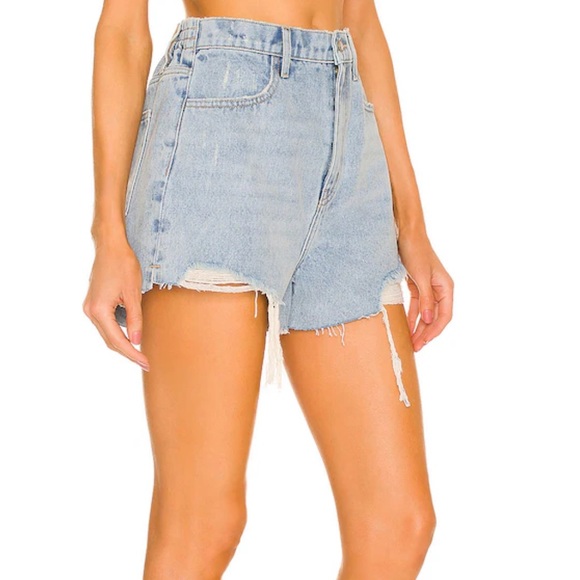 Show Me Your Mumu Tucson Shorts in Cloud Burst. Size 31 - Picture 4 of 11